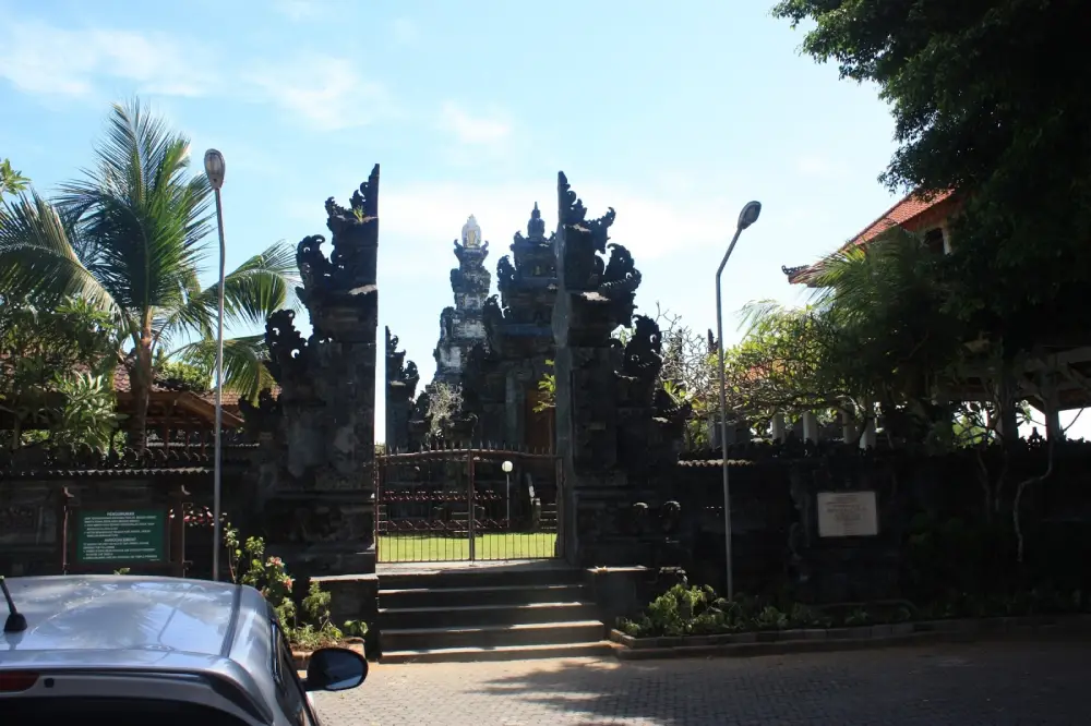 Pura Jagat Natha Nusa Dua